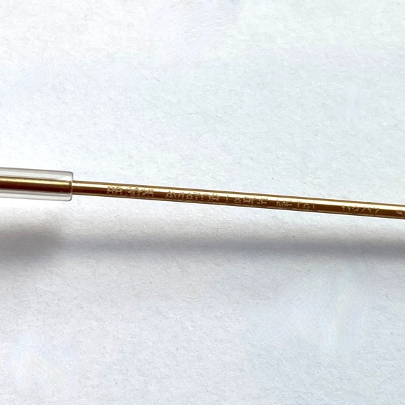 *NEW* Ray Ban Aviator Sunglasses Blue Mirror Lens STYLE: RB 3025 112/17 58-14 - Picture 4 of 5